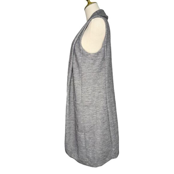 Halogen Women’s Medium Long Sleeveless Duster Cardigan Vest Gray Pockets - Picture 3 of 6